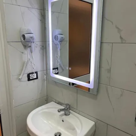 Tirent Apartment- *